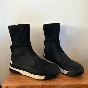 The North Face Sierra Waterproof Knit Boots